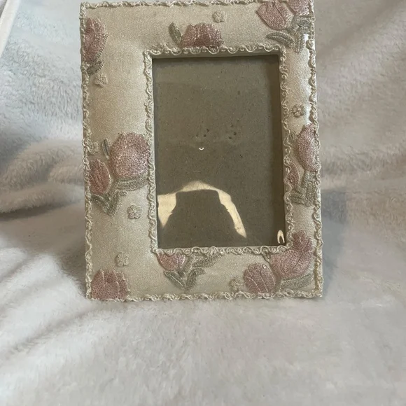 Picture frame - Picture 2 of 2